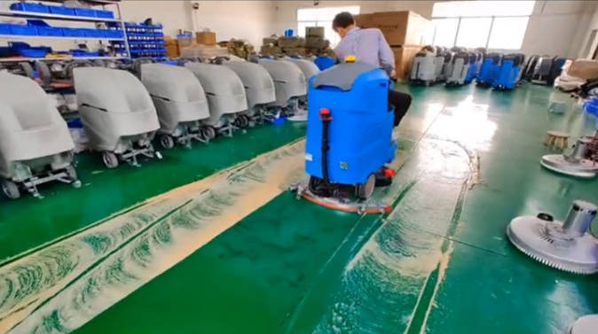 大兴2023年还在用人工的物业保洁不妨试试洗地机吧